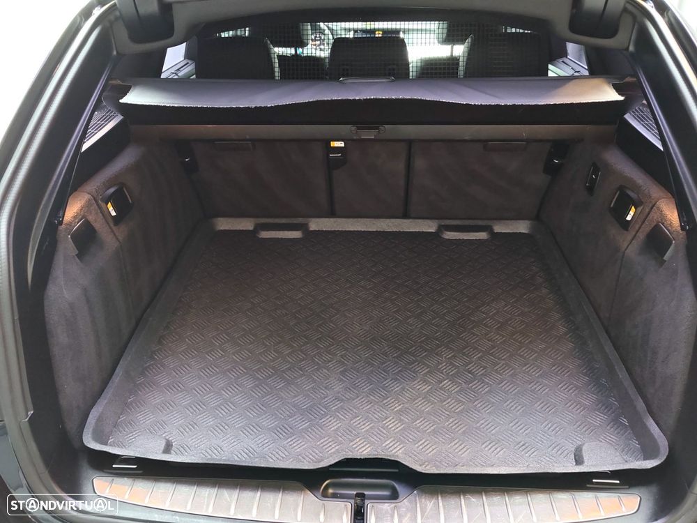 BMW 525 d Pack M Auto - 24