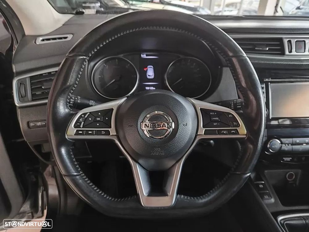 Nissan Qashqai 1.5 dCi N-Connecta RS+PS - 23