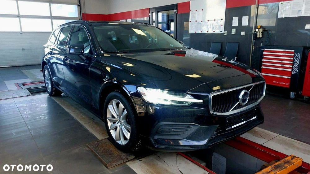 Volvo V60 B4 D Geartronic Momentum Pro - 37