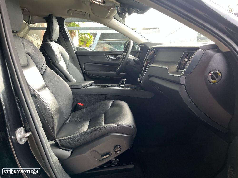 Volvo XC 60 2.0 B4 R-Design Geartronic - 50