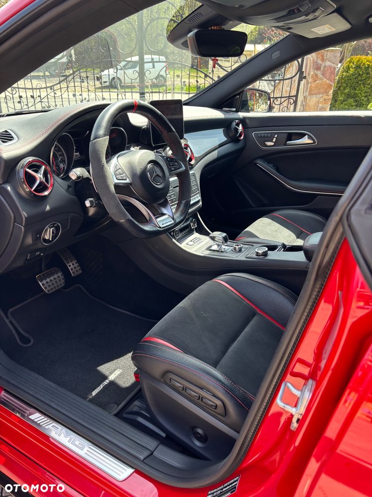Mercedes-Benz CLA - 14