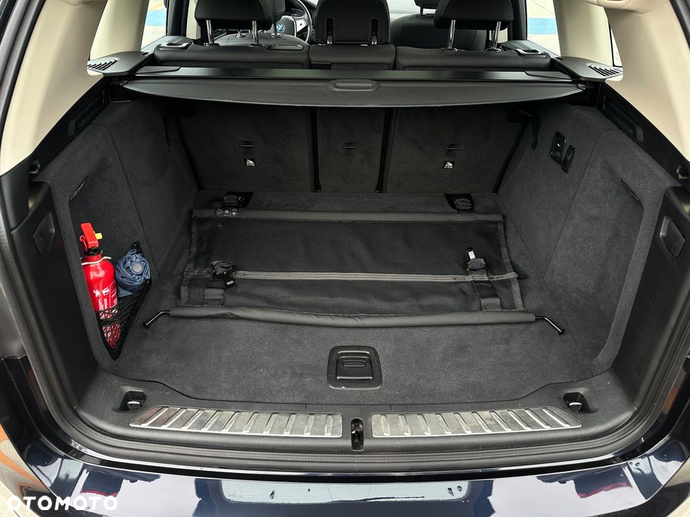 BMW iX3 - 31
