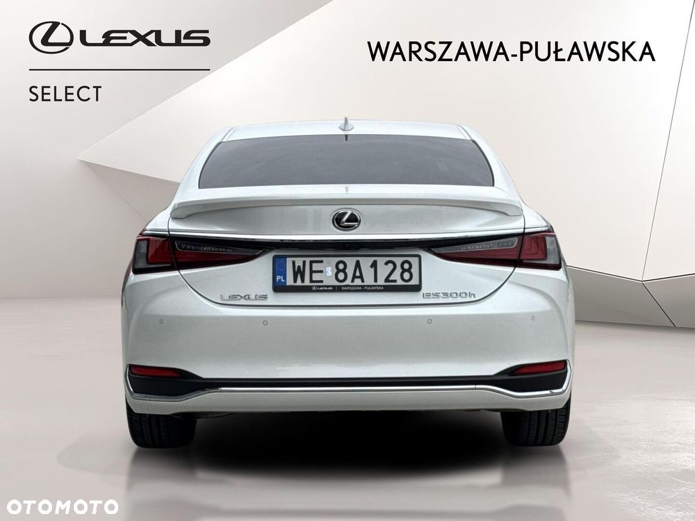 Lexus ES 300h Business Edition - 4