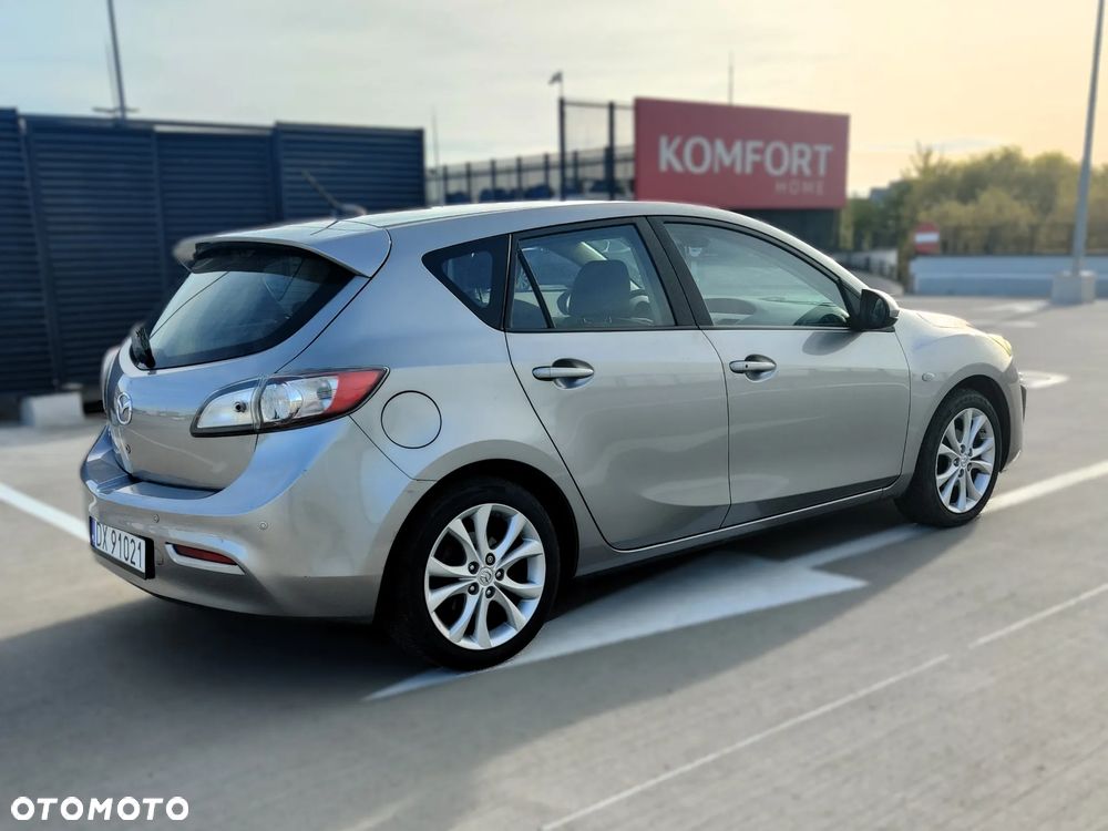 Mazda 3 - 4