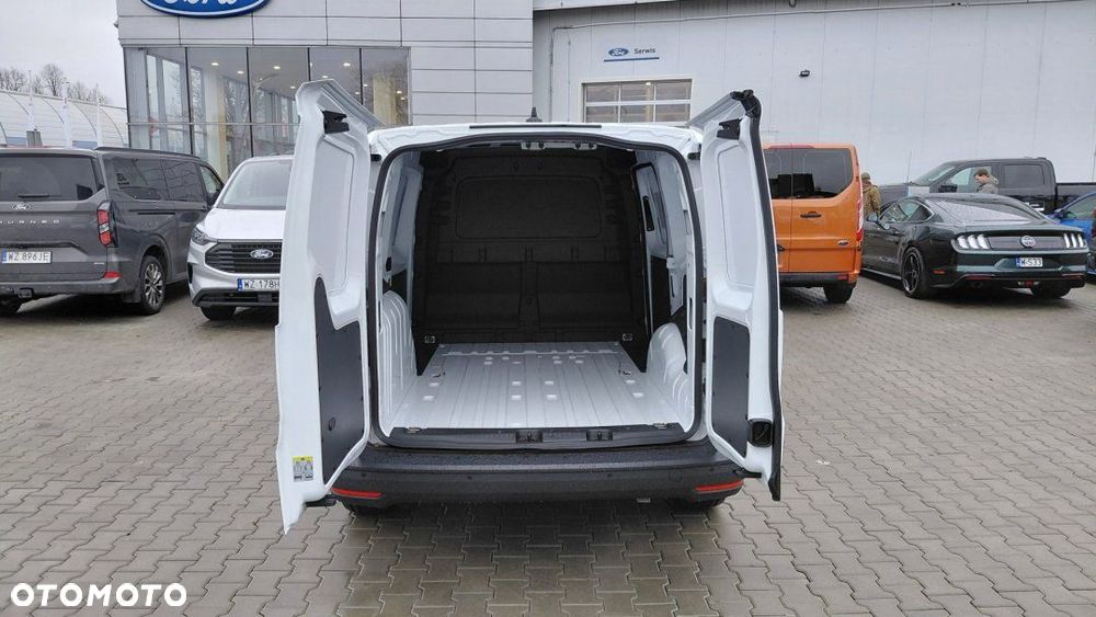 Ford Transit Connect - 8