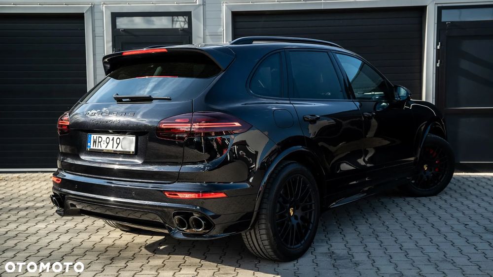 Porsche Cayenne GTS Tiptronic S - 9