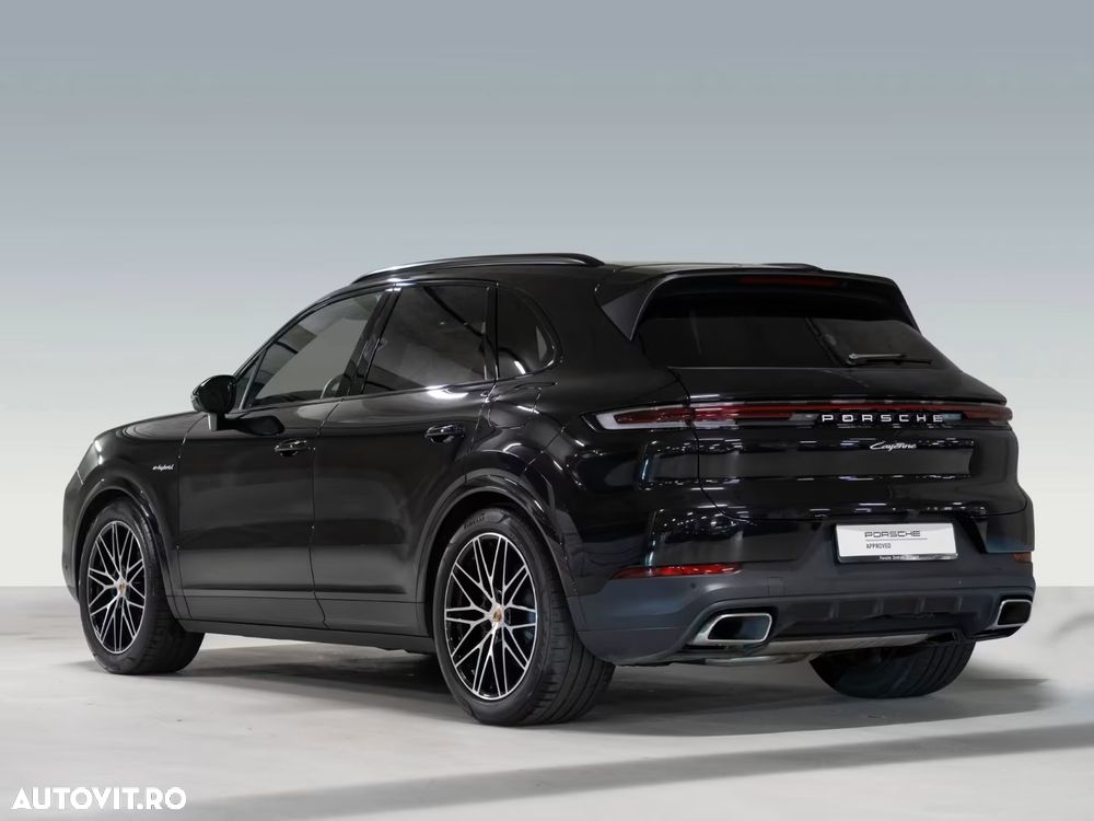 Porsche Cayenne Coupe E-Hybrid - 3