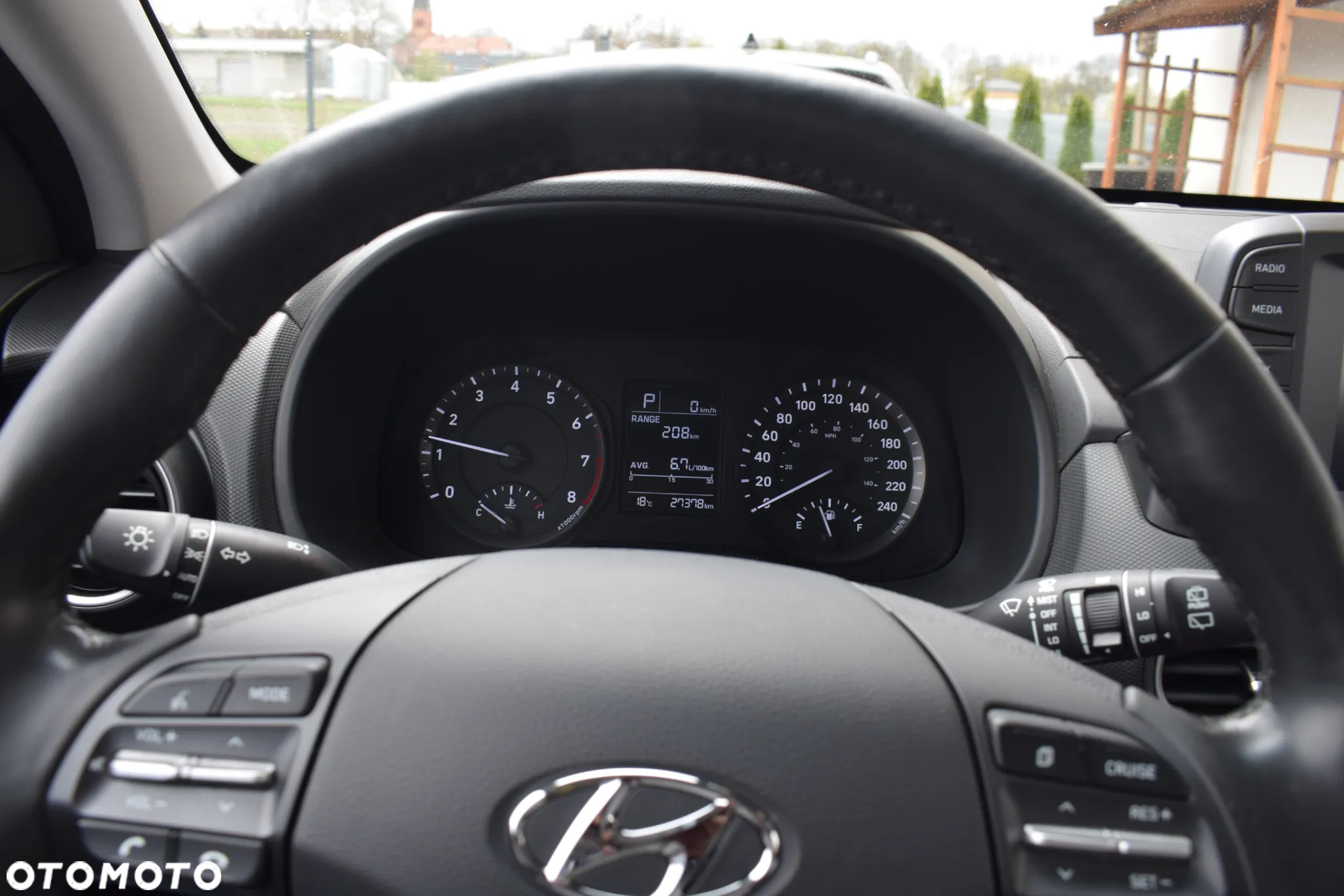 Hyundai Kona - 11