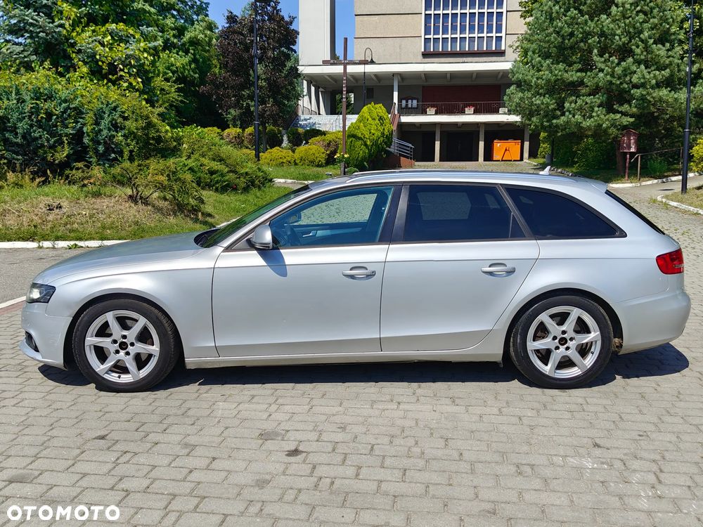Audi A4 Avant 2.0 TDI DPF quattro Attraction - 5
