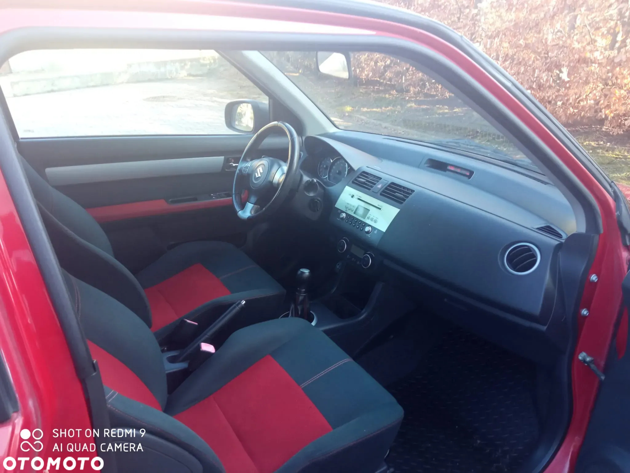 Suzuki Swift 1.6 Sport - 12