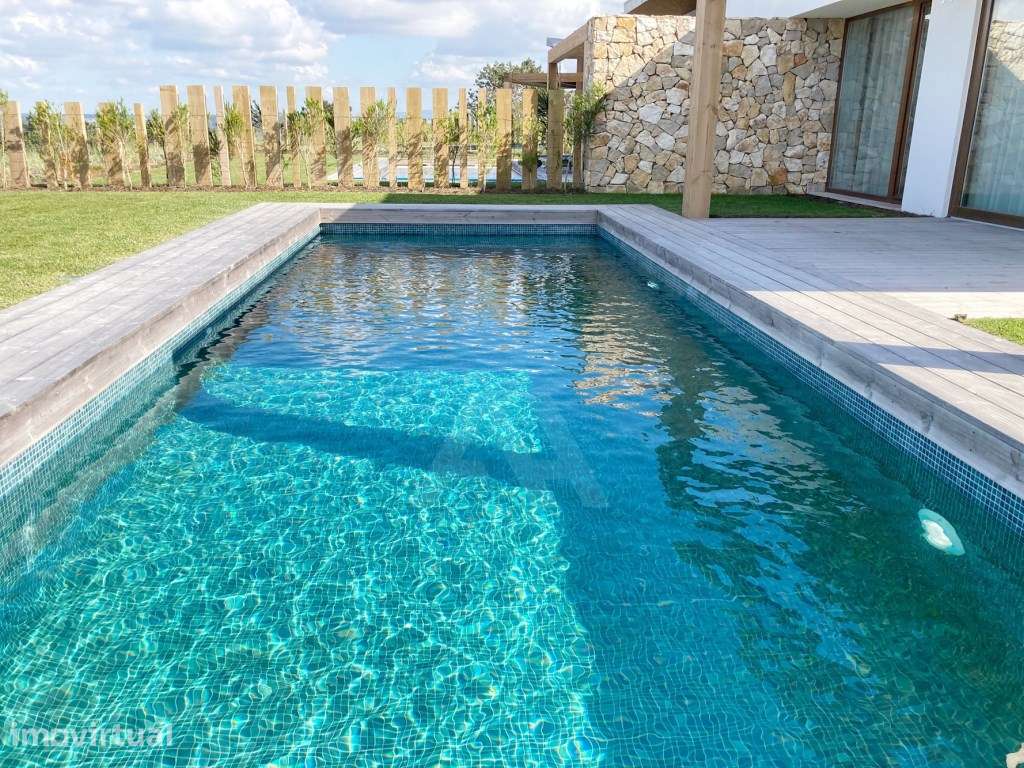 Moradia T3 com Piscina, junto à Lagoa de Óbidos - Grande imagem: 3/28