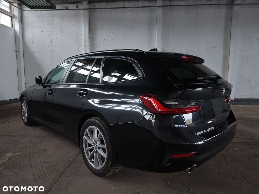 BMW Seria 3 318d MHEV Advantage - 5