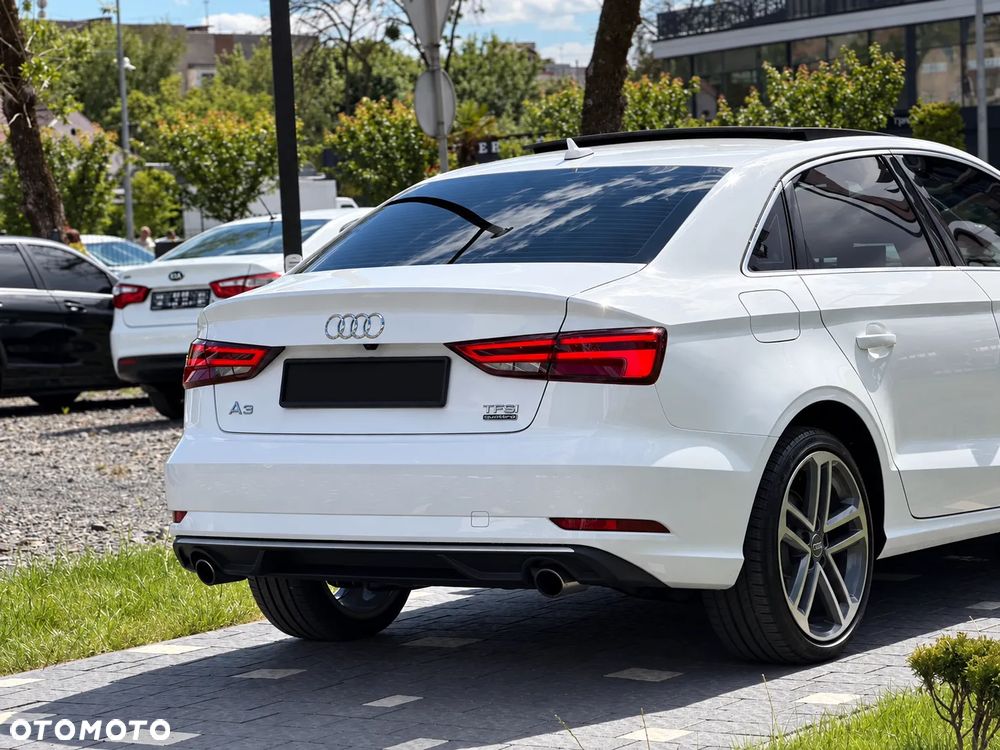 Audi A3 Limousine 40 TFSI Quattro S tronic - 14