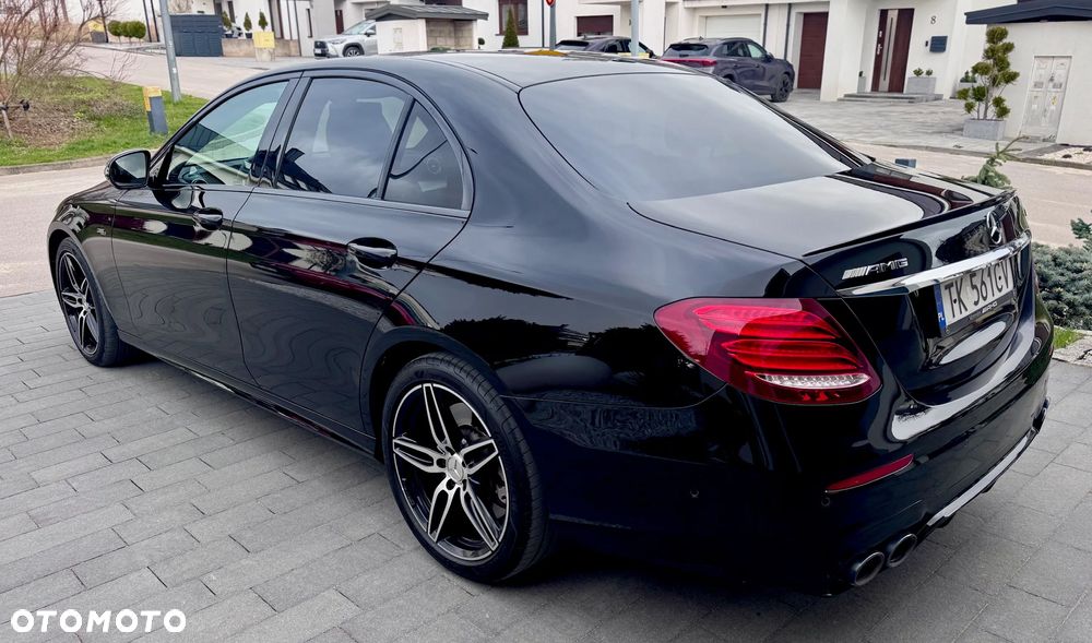 Mercedes-Benz Klasa E - 7
