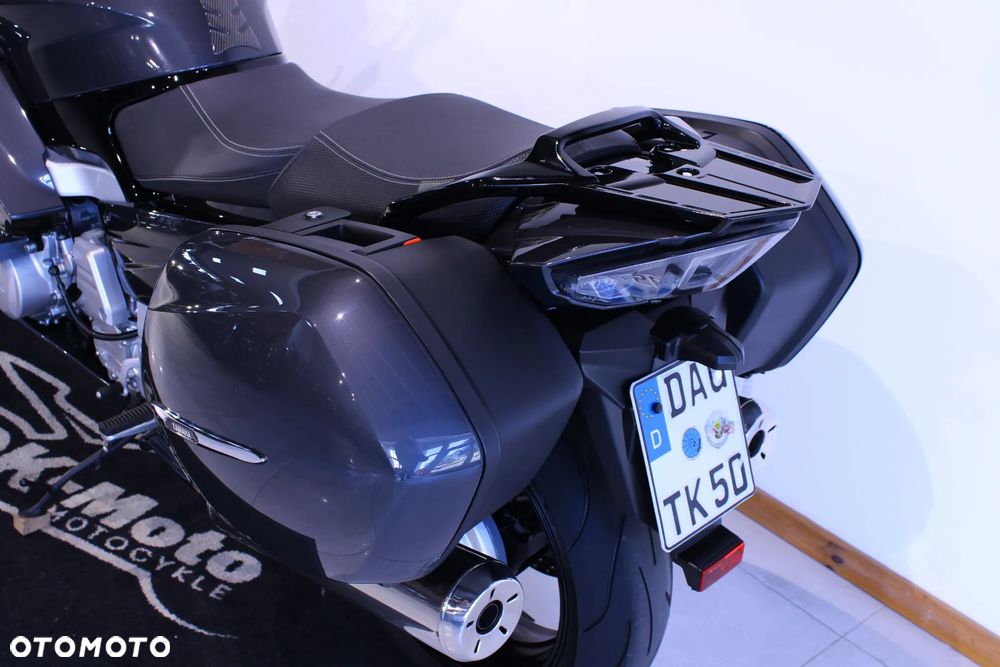 Yamaha FJR - 18
