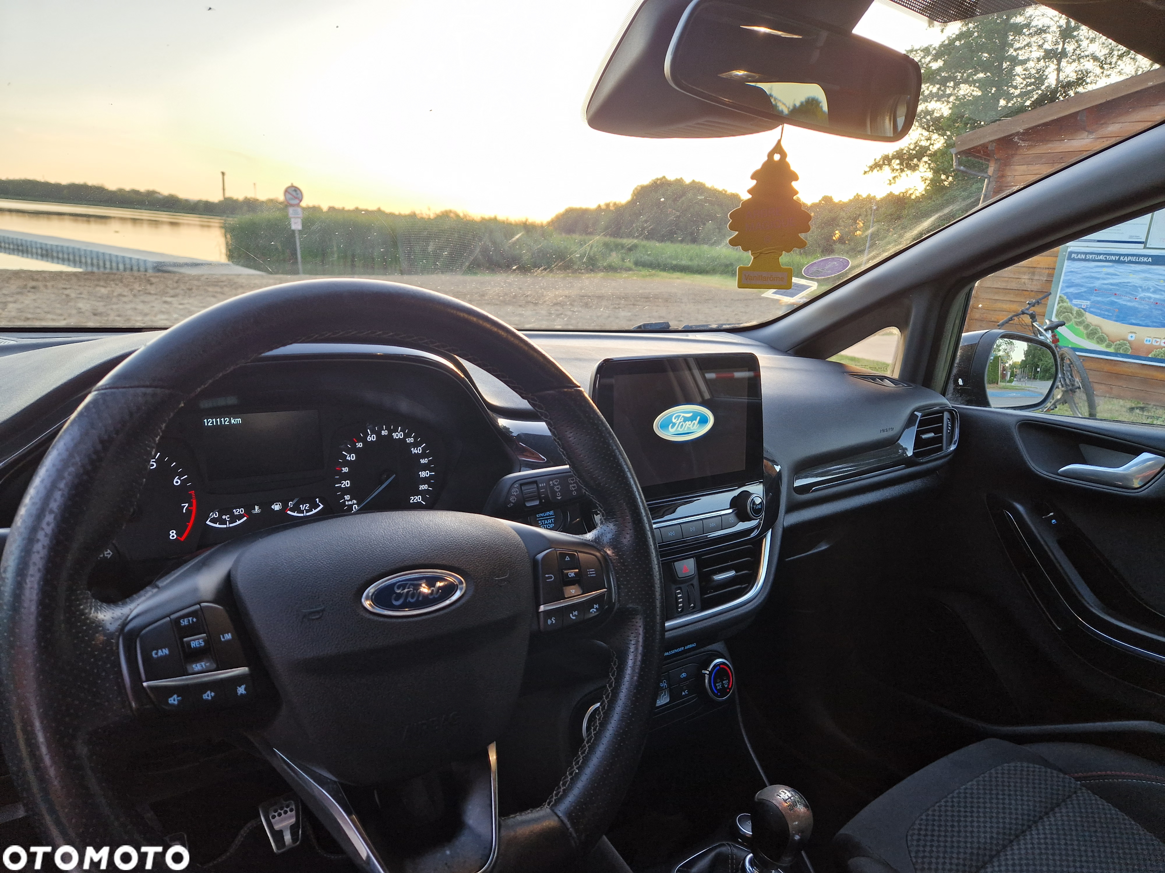 Ford Fiesta 1.0 EcoBoost S&S ST-LINE - 17