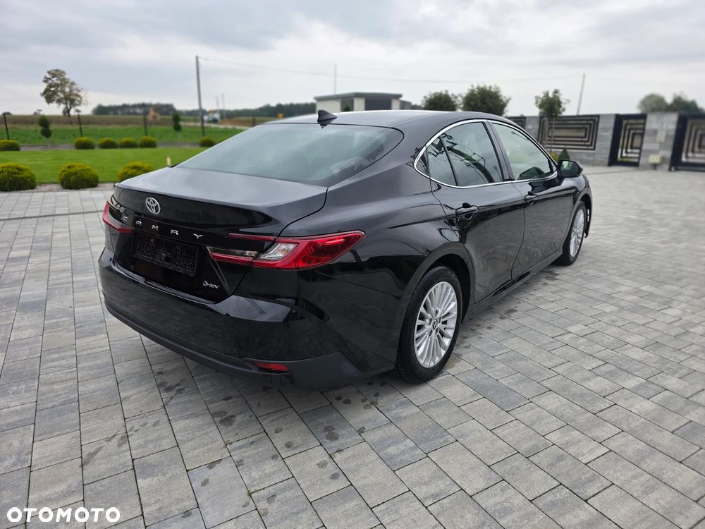 Toyota Camry 2.5 Hybrid Prestige CVT - 3