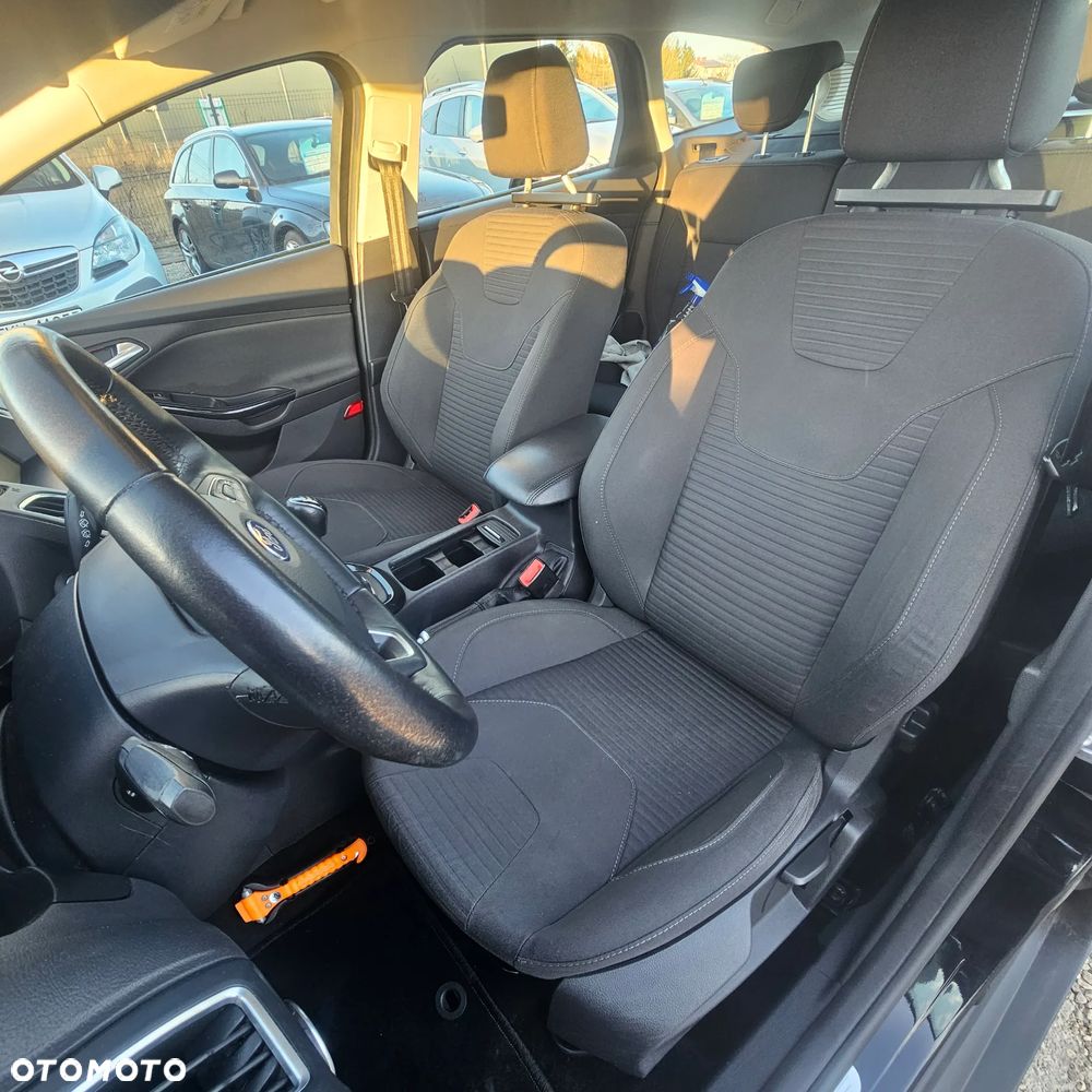 Ford Focus - 23