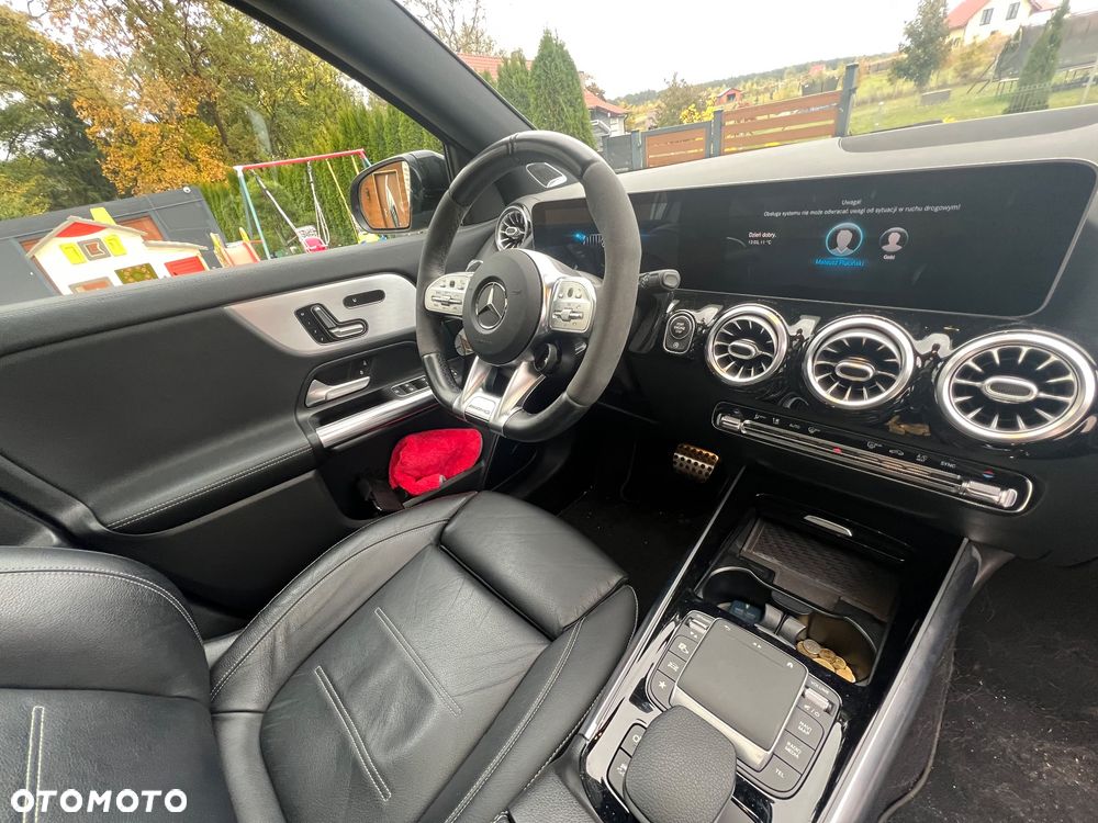 Mercedes-Benz GLA AMG 45 S 4-Matic+ - 6