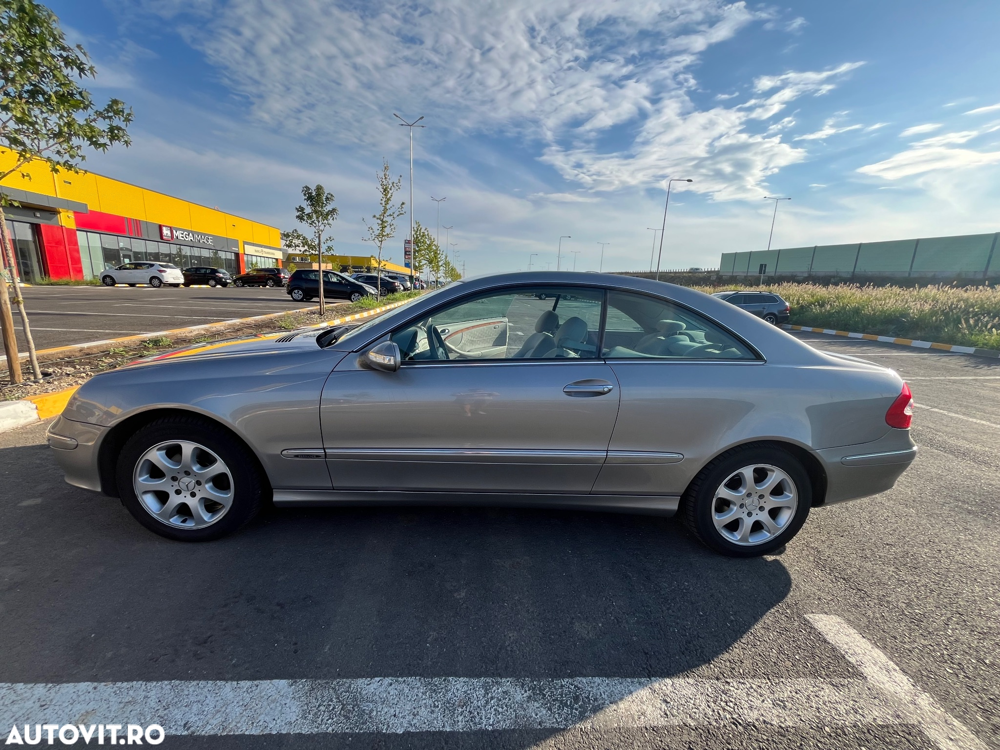 Mercedes-Benz CLK - 4