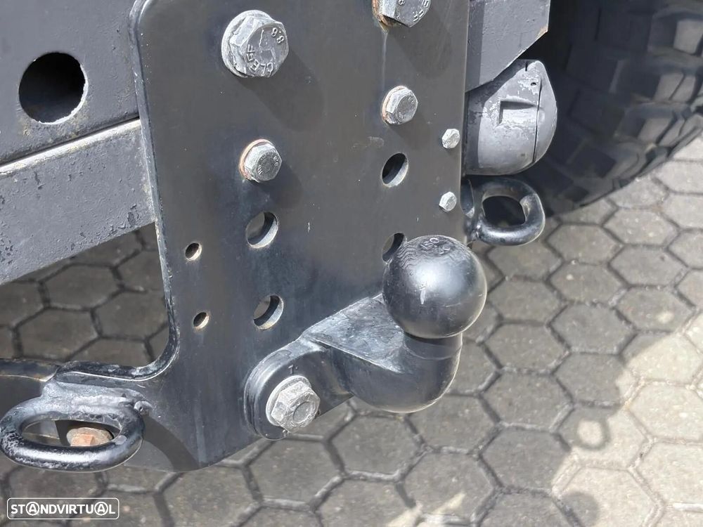 Land Rover Defender 90 2.5 Td5 S - 29