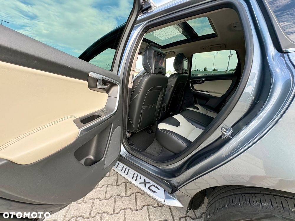 Volvo XC 60 D4 Drive-E Summum - 18