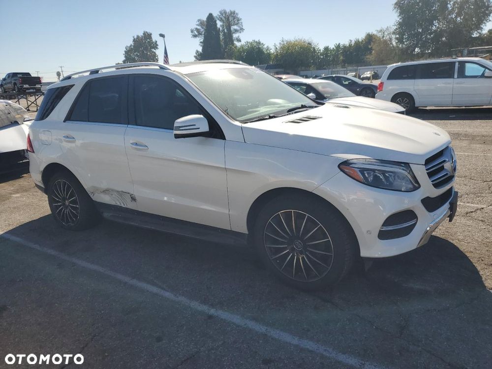 Mercedes-Benz GLE - 5