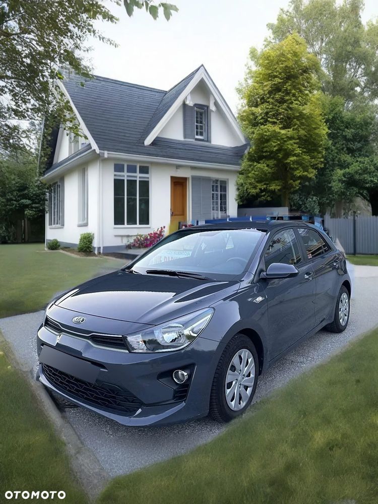 Kia Rio 1.2 L - 4