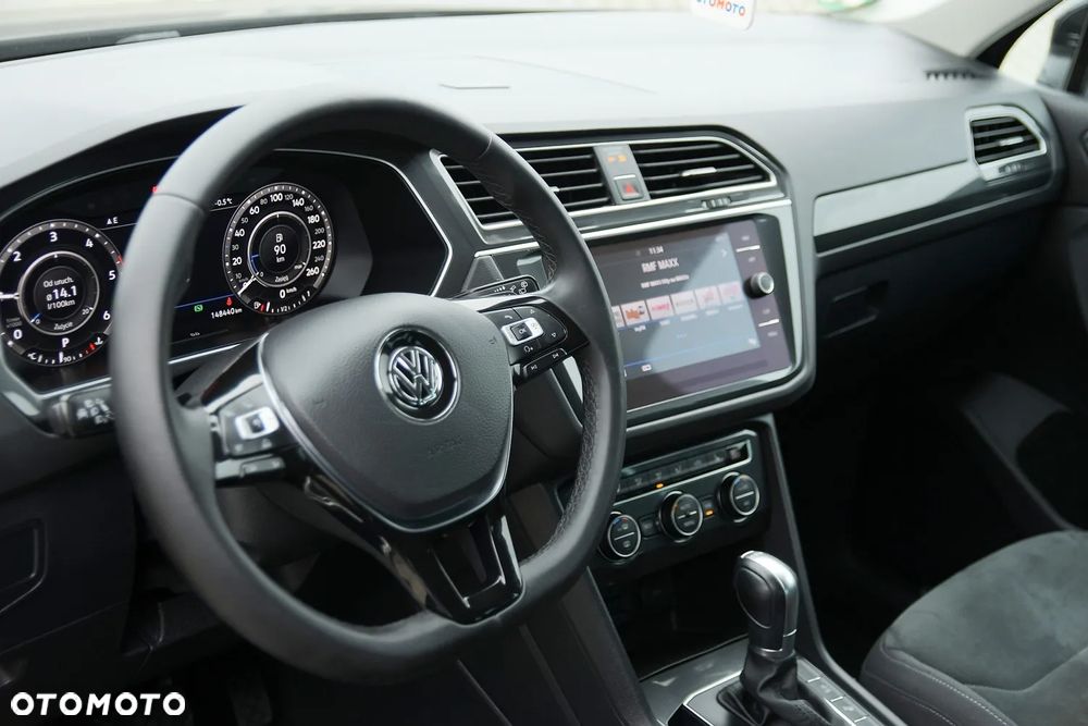 Volkswagen Tiguan - 29