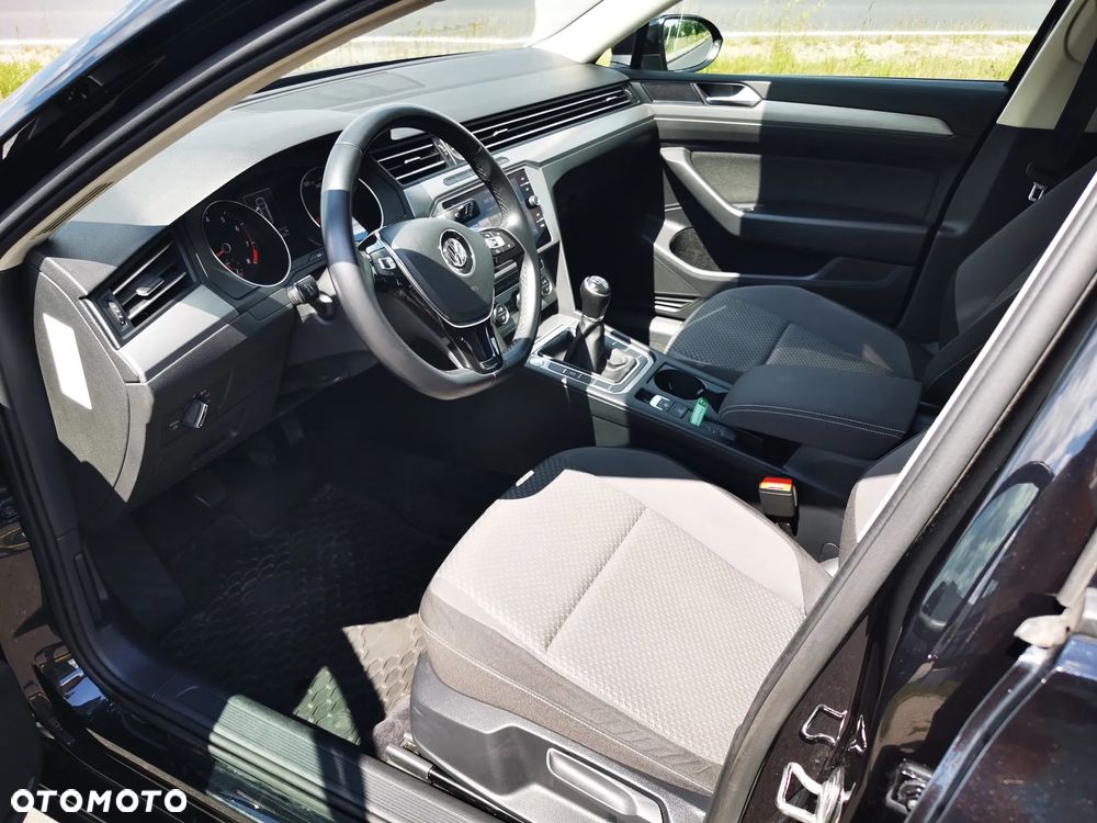 Volkswagen Passat Variant 1.4 TSI BMT Comfortline - 17