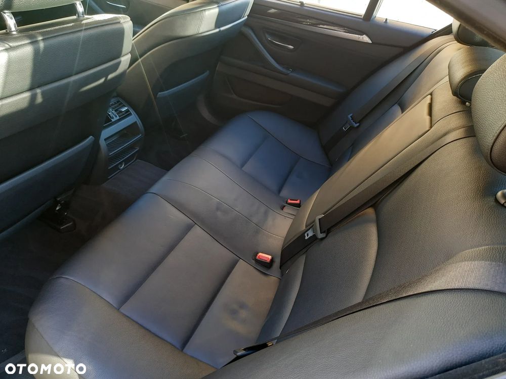 BMW Seria 5 528i - 19