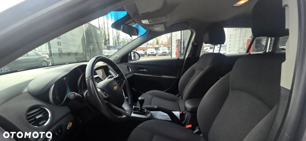 Chevrolet Cruze 1.7TD LT+ - 31