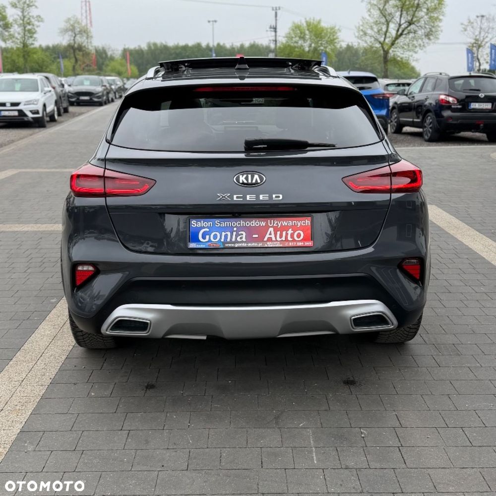 Kia XCeed - 8