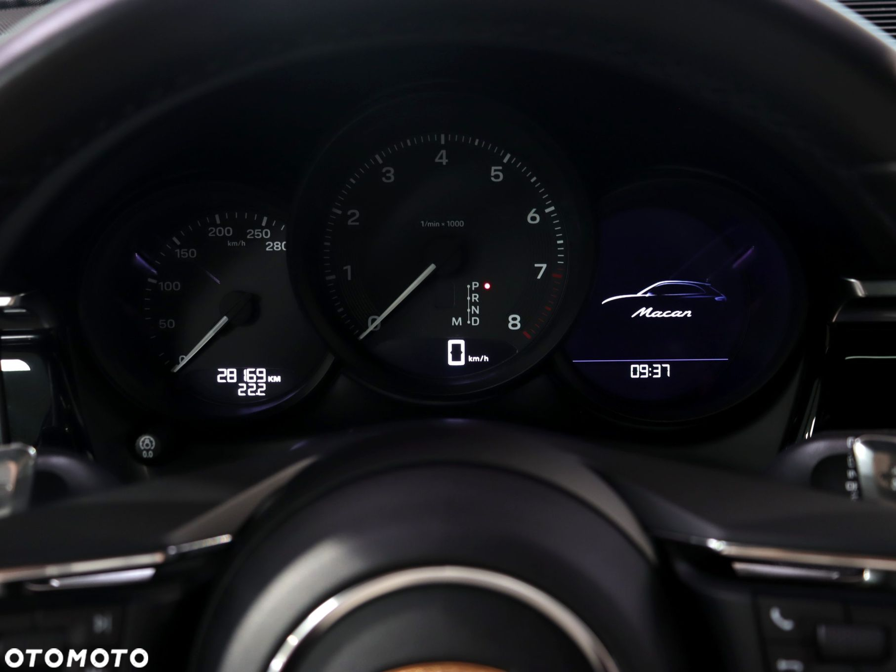 Porsche Macan Standard - 21