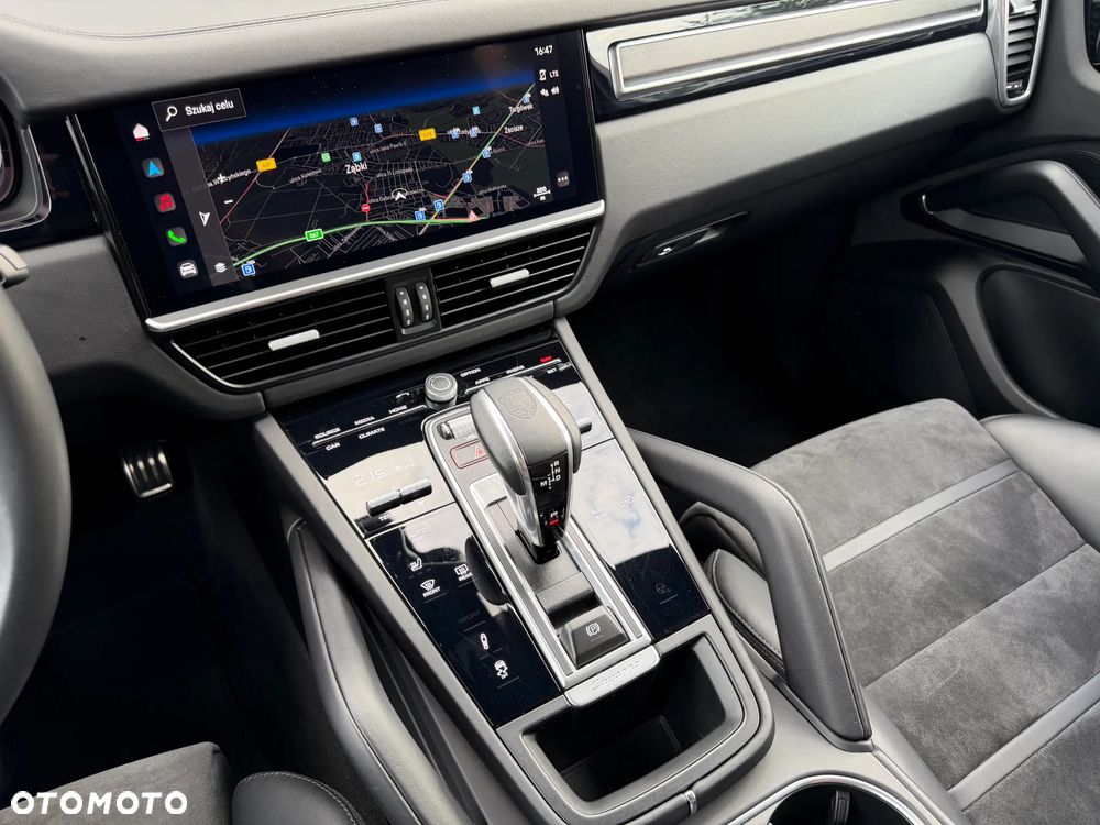 Porsche Cayenne - 20