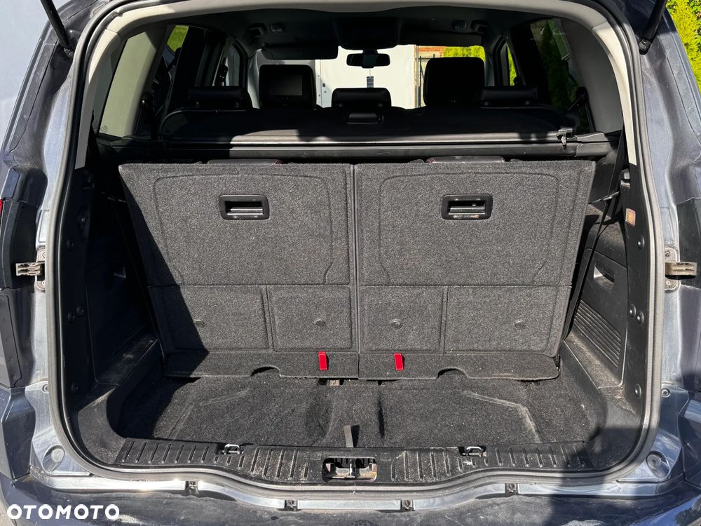 Ford S-Max 2.2 TDCi DPF Titanium - 12