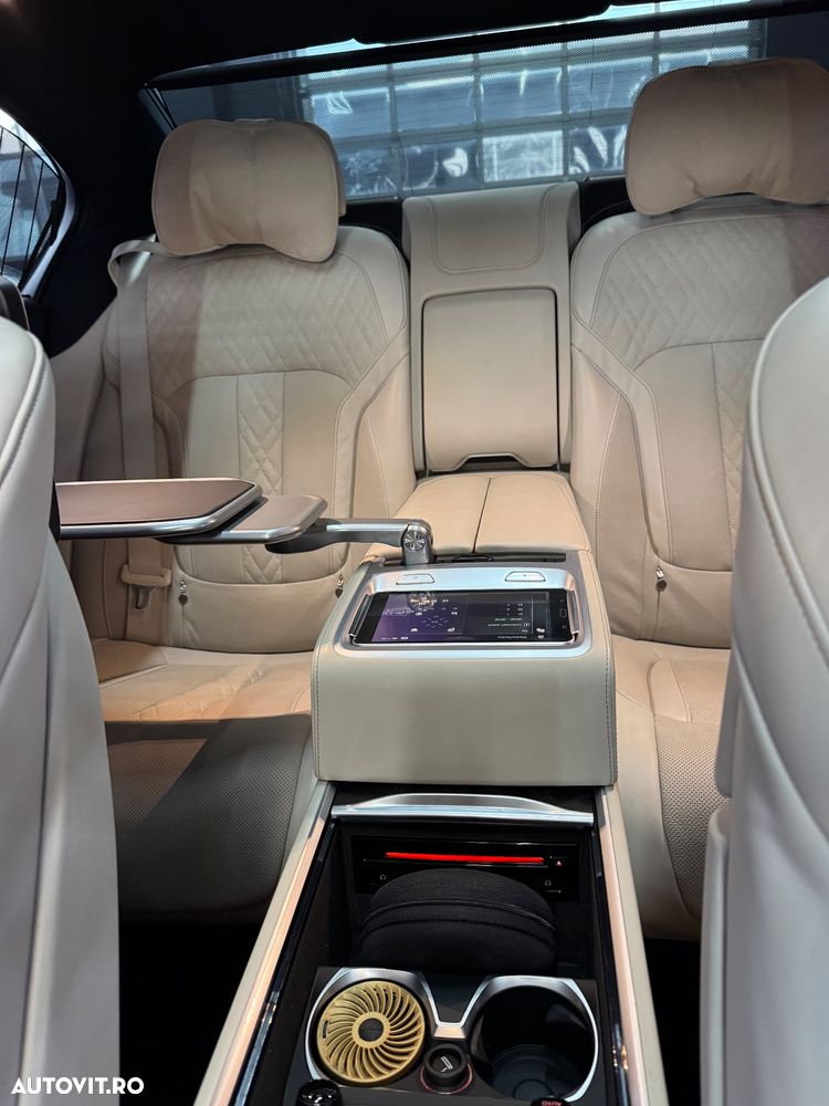BMW Seria 7 740Ld xDrive - 16
