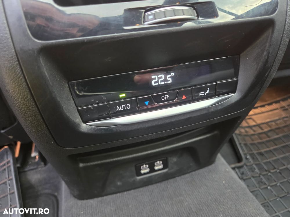 BMW iX3 - 25