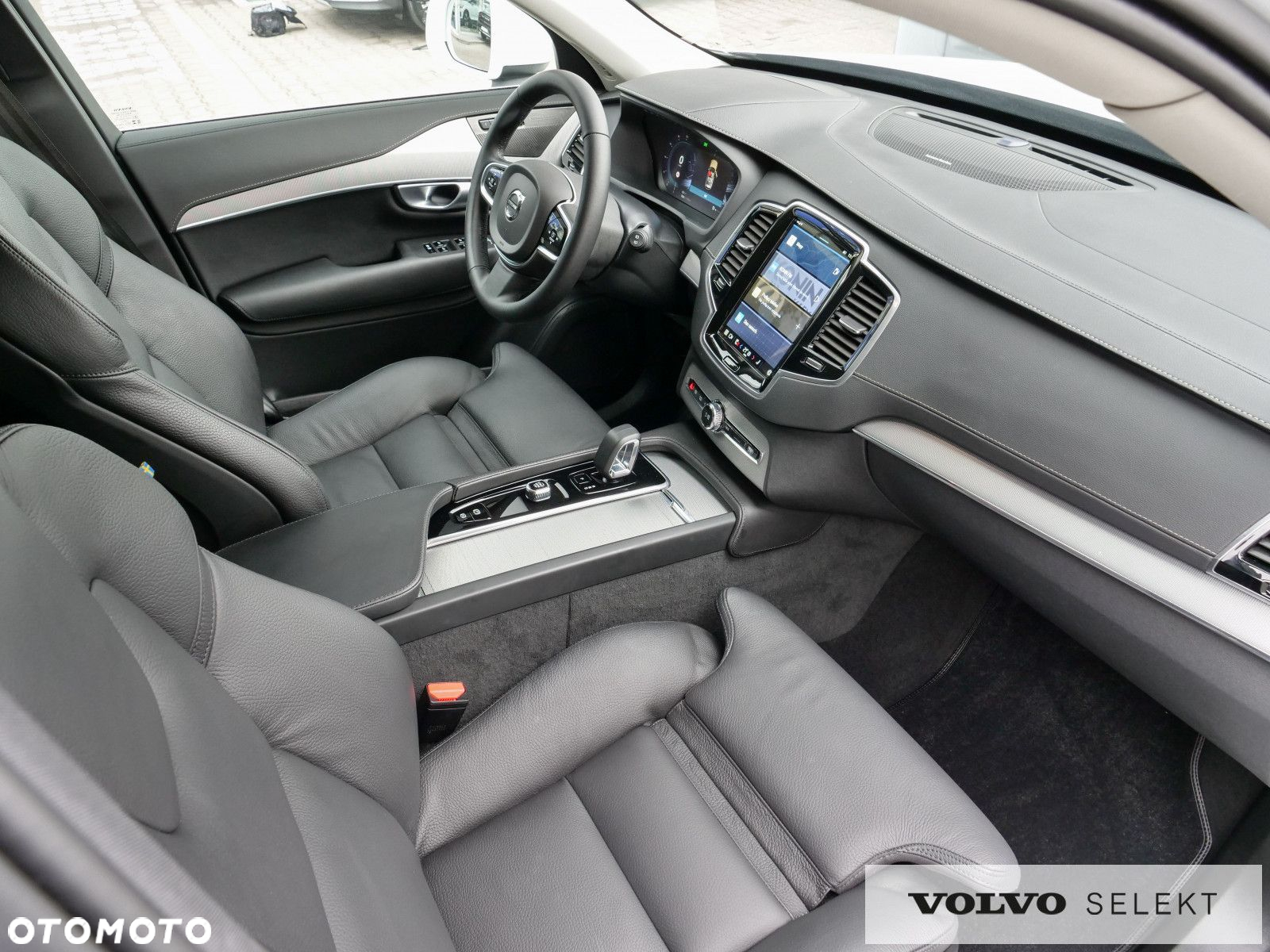 Volvo XC 90 - 35