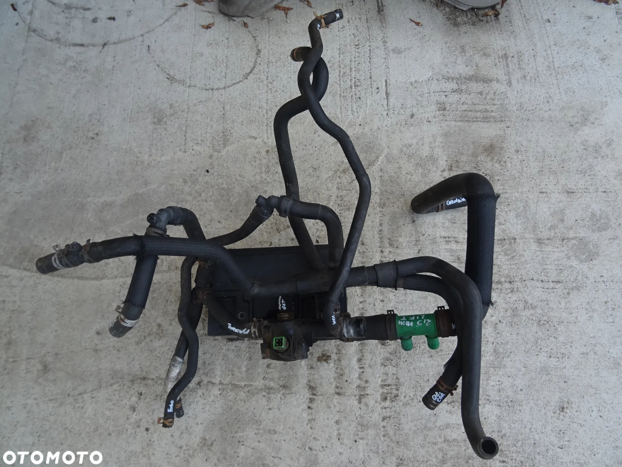 Rura wąż przewód wody chłodzenia termostat Opel Vivaro Renault Trafic 2,5 DCI CDTI lift - 4
