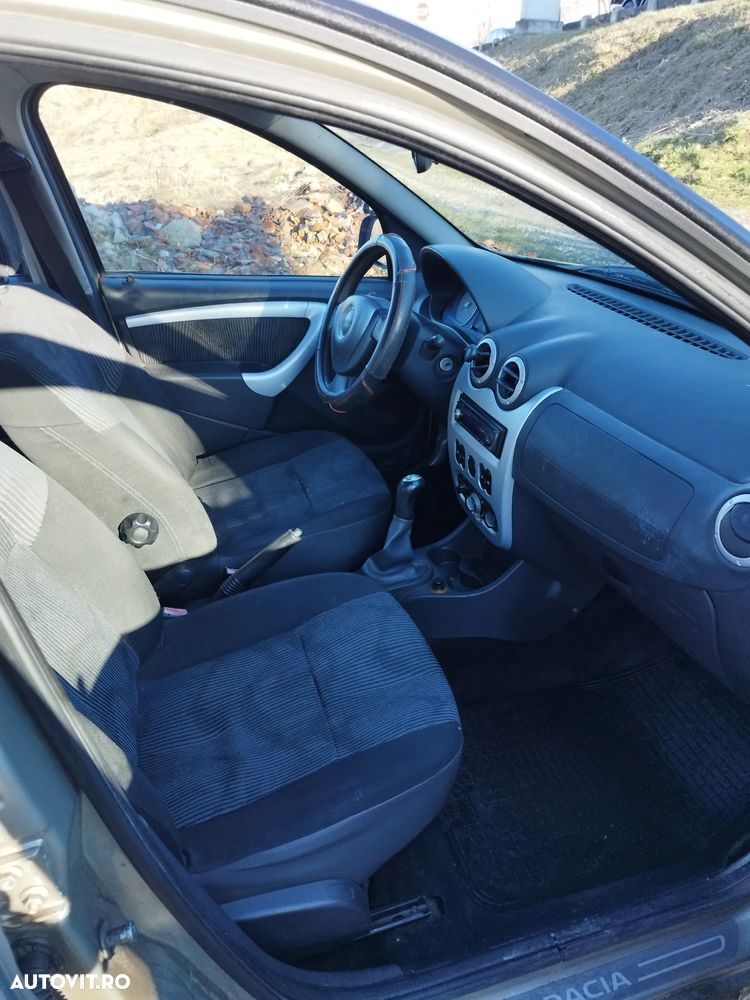 Dacia Sandero 1.6 MPI Stepway - 6
