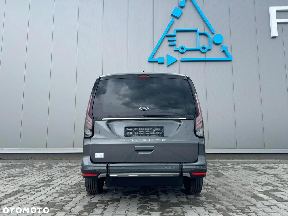 Ford Tourneo Connect Grand - 9