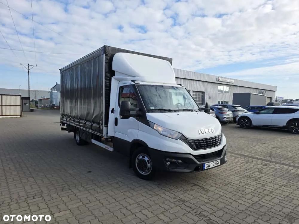 Iveco 50C16  Plandeka 10EP  z Windą