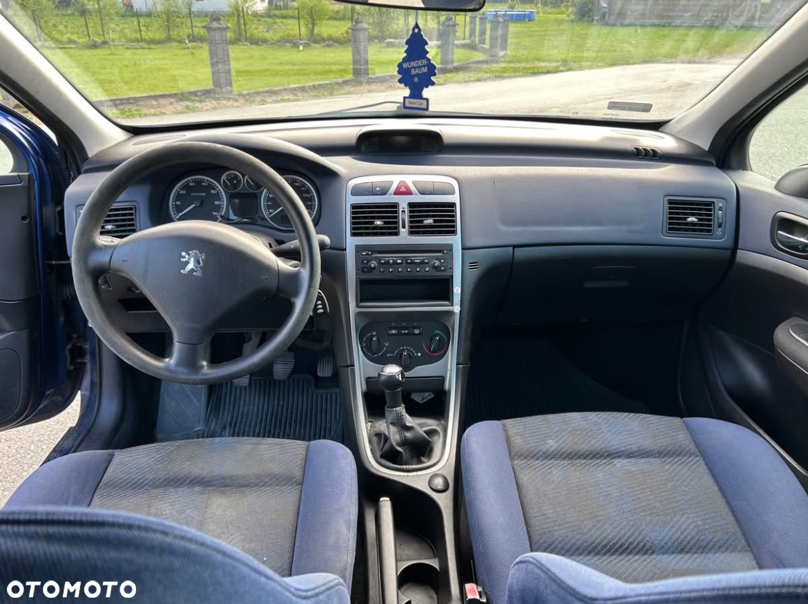Peugeot 307 1.6 - 8