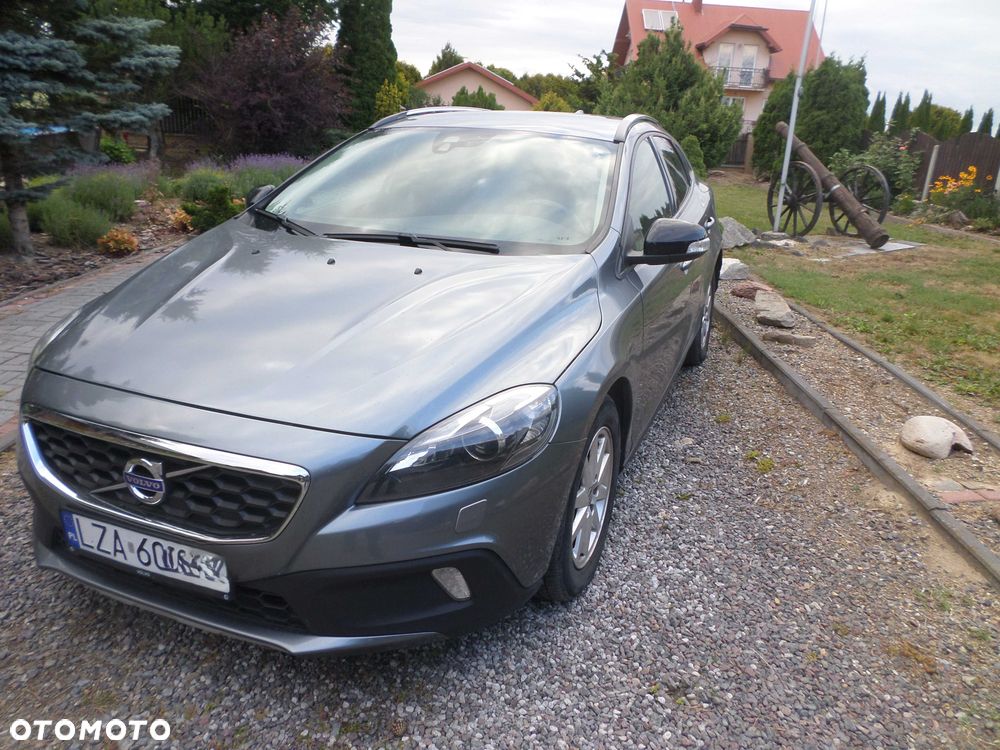 Volvo V40 Cross Country - 3