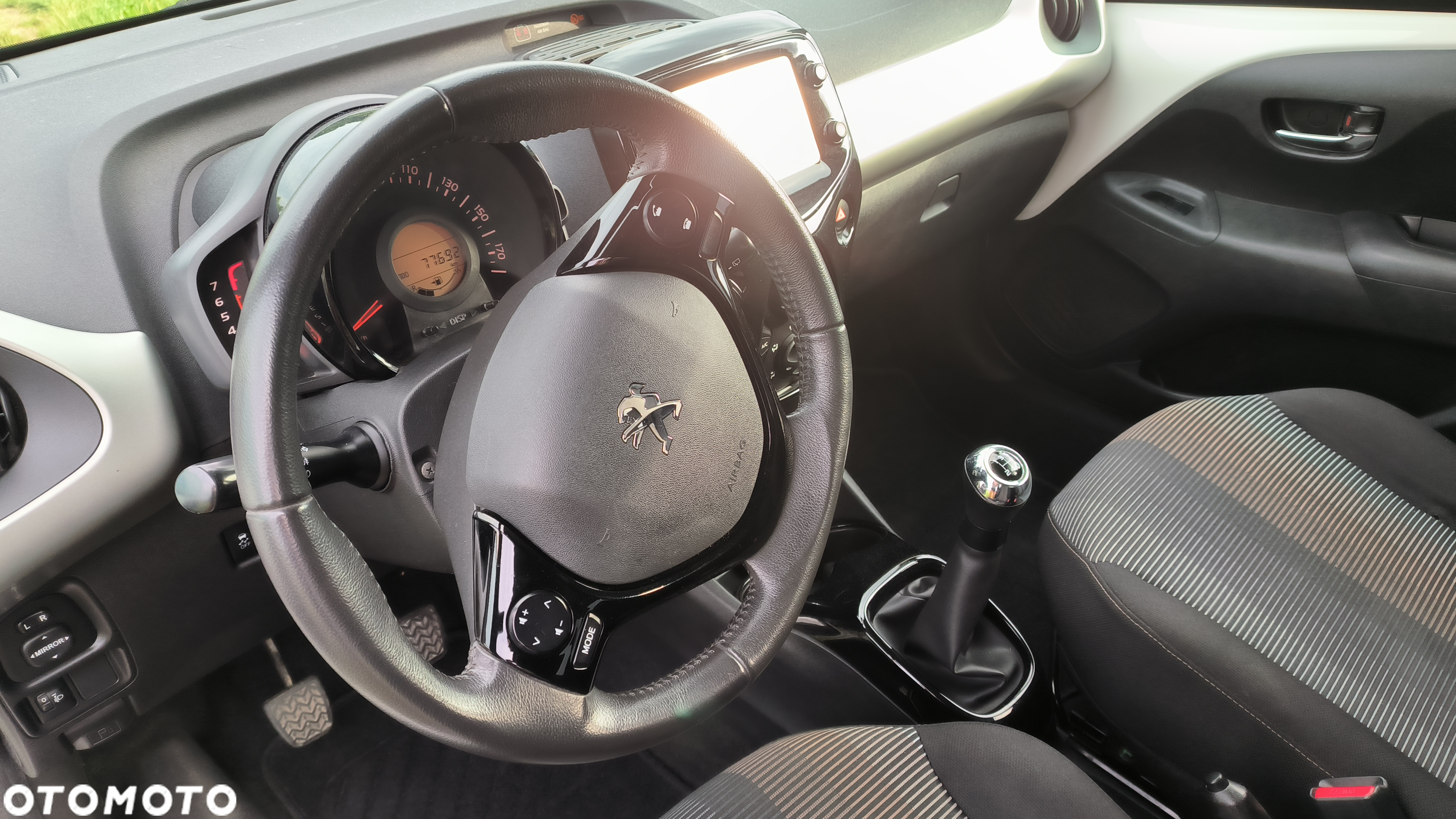 Peugeot 108 PureTech 82 Top Allure - 16