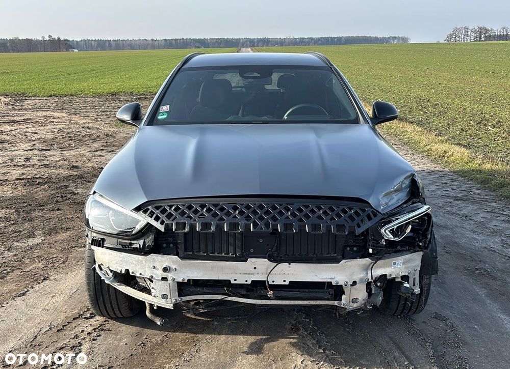 Mercedes-Benz Klasa C 300 e T 9G-TRONIC AMG Line Advanced - 4