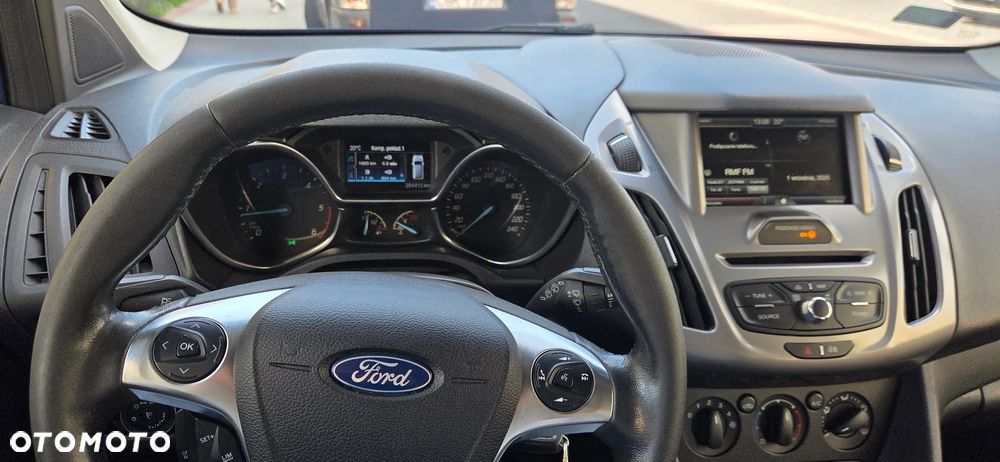 Ford Tourneo Connect 1.5 TDCi Ambiente - 19