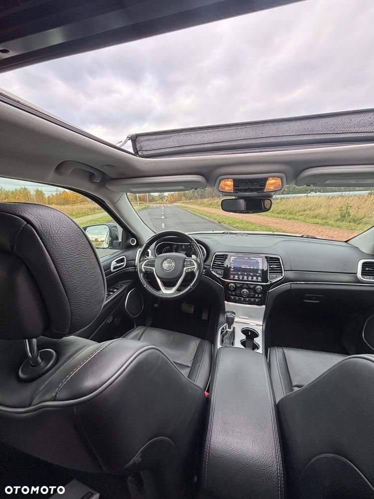 Jeep Grand Cherokee 5.7 V8 HEMI Summit - 31