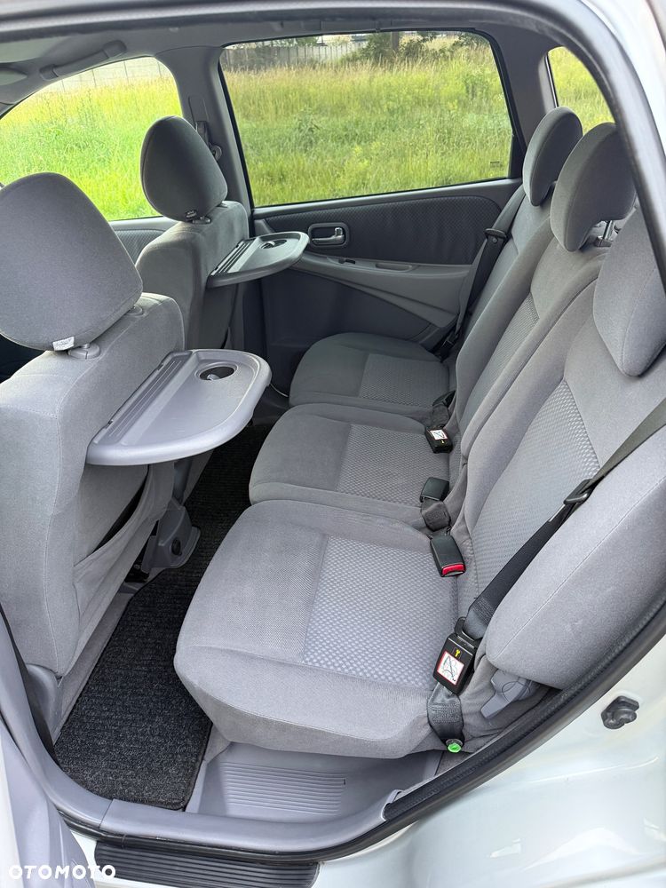Nissan Almera Tino acenta PLUS - 8